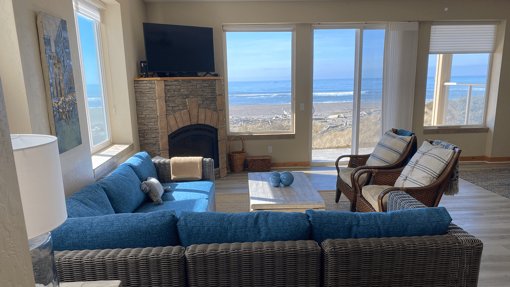 Casa al Mare: Living Room Feature